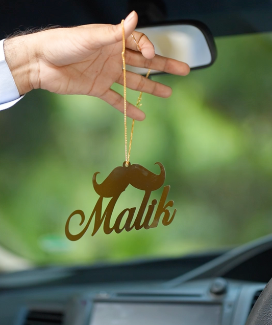 Name Car Hang