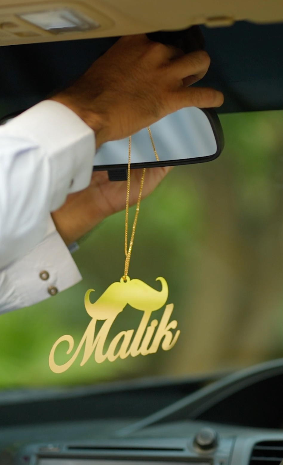 Name Car Hang